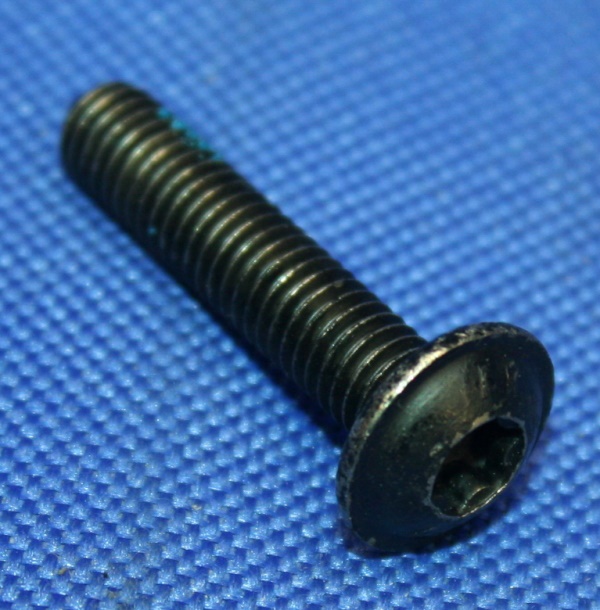 Schraube Abdeckung Antriebsriemen F650CS schwarz