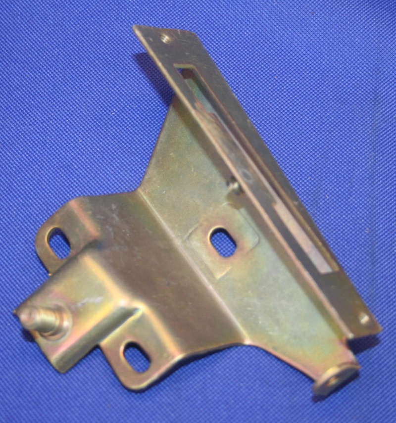 Halter RT Innenkoffer rechts (Kulisse)