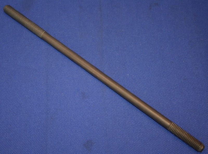 Stehbolzen Zylinder R45 269mm hinten rechts M10