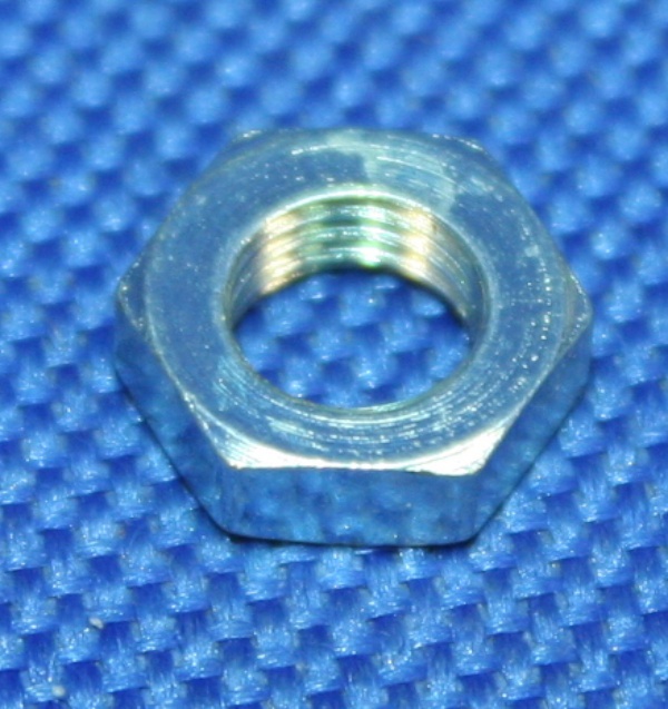 Mutter M6x0,75 Stellschraube Gas+Chokezug Typ53 flach