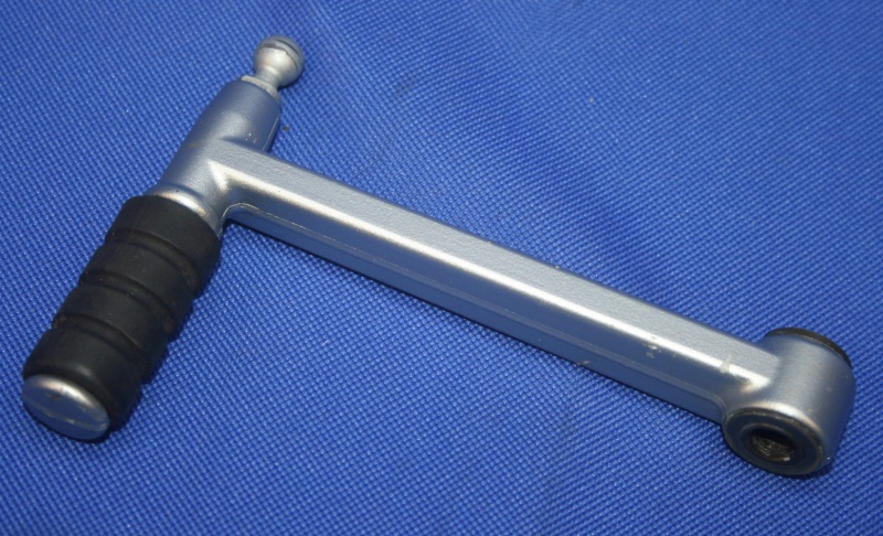 Schalthebel R1100S an Furaplatte GEBRAUCHT !