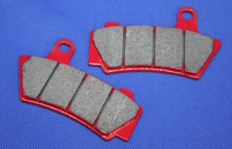 Bremsklötze R18 vorne