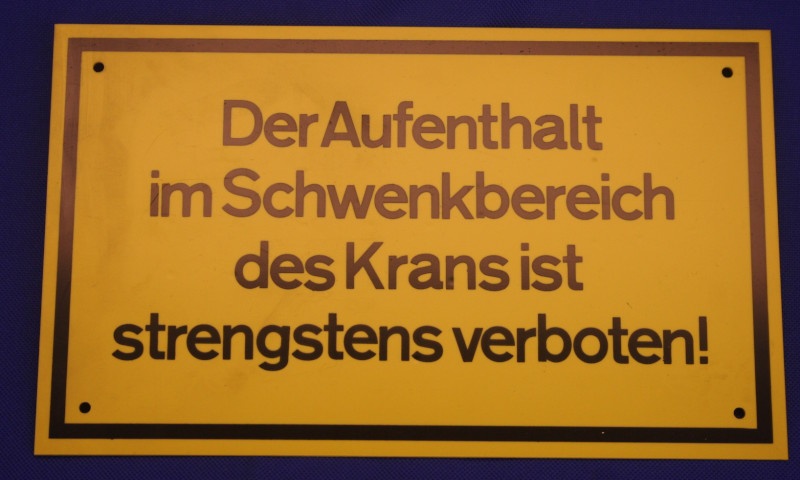 Hinweisschild Der Aufenthalt i.Schwenkb. ca.25x15cm gelocht