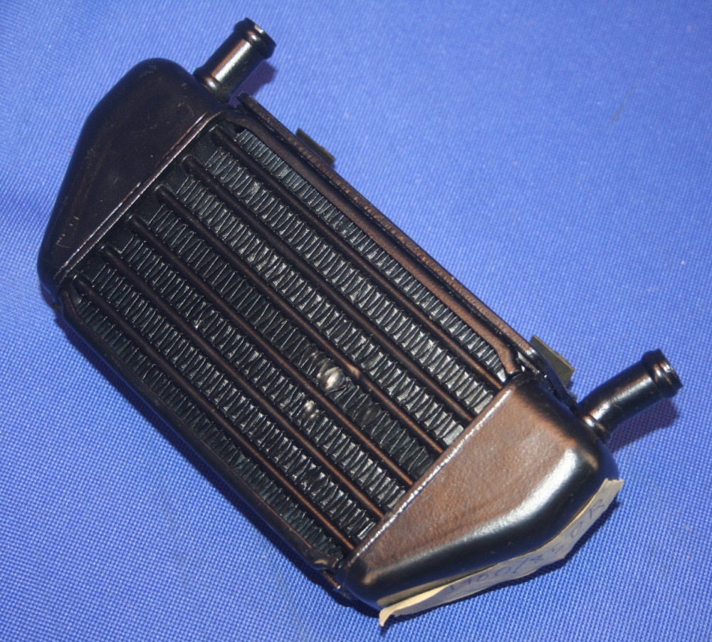 &Ouml;lk&uuml;hler R1100R re.leicht besch&auml;digt R850R -12/97 besch&auml;digt