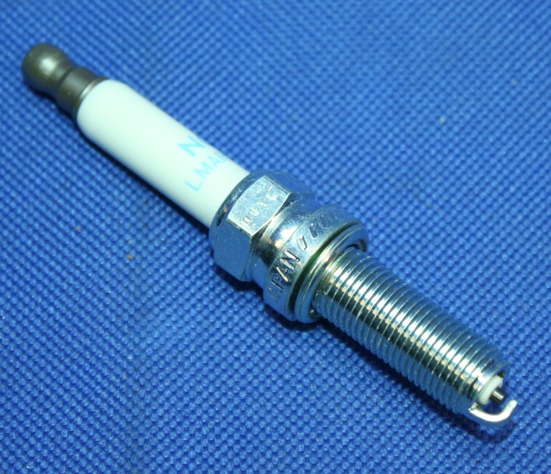Zündkerze F750GS F850GS C400GT C400X 16-12/19