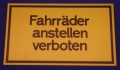 Hinweisschild Fahrr&auml;der anstellen verboten ca. 25x15 cm gelb