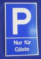 Hinweisschild Parken nur für Gäste blau ca. 25x40 cm